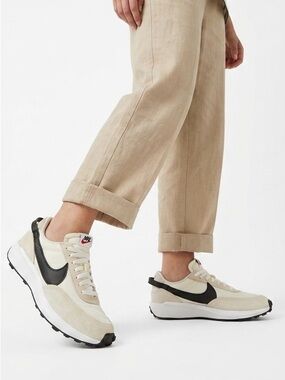 Nike Waffle Debut Sanddrift Black White Retro Chunky Neutral Sneaker Size 9